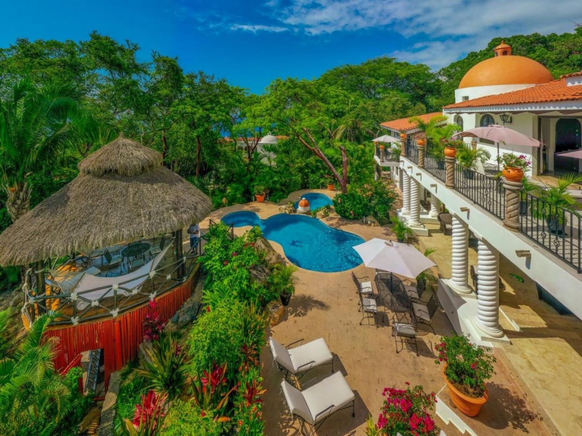 Villa Tesoro Del Mar بويرتو فالارتا المظهر الخارجي الصورة